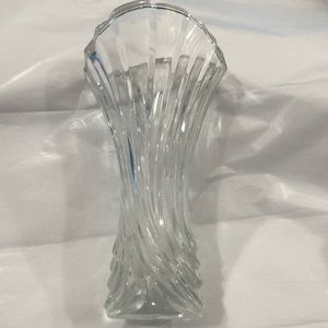 💐Mikasa small crystal vase